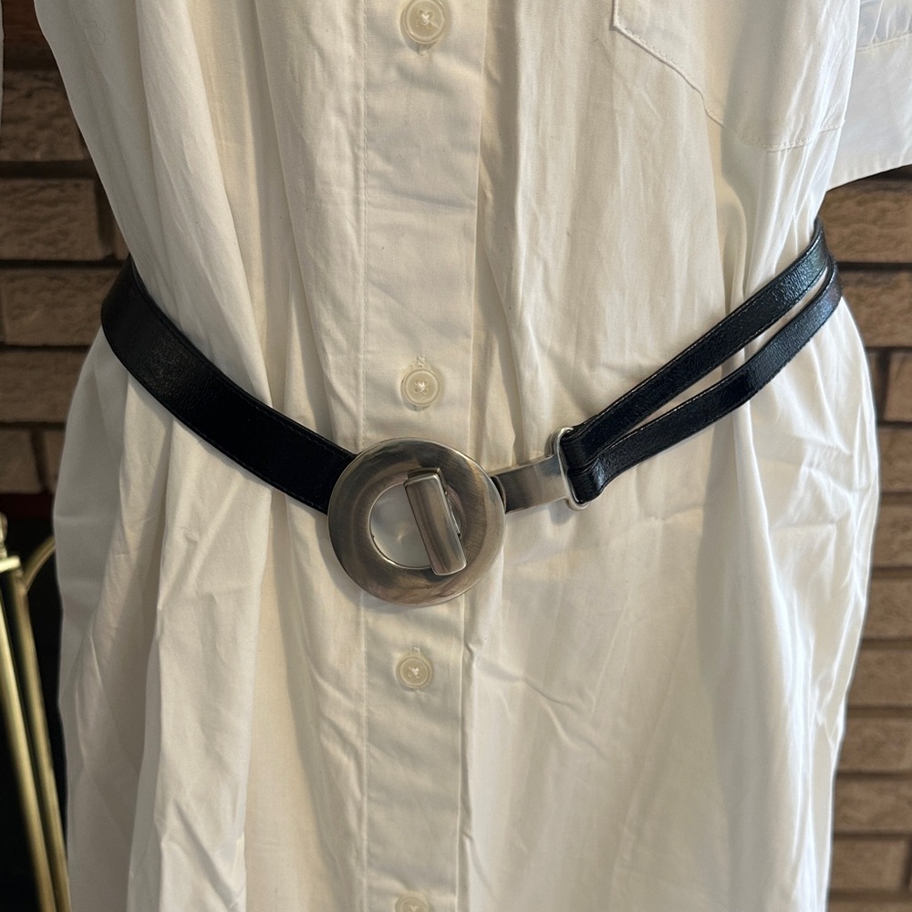 Suzi Roher Black Belt with Circular Silver Buckle